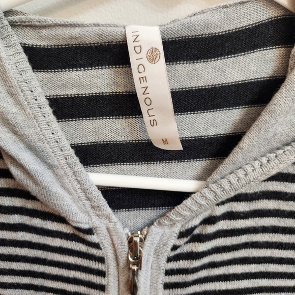 Indigenous Organic Cotton Striped Long Sweater Size Medium - Picture 5 of 9